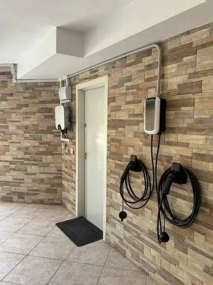 Dos puntos en vivienda unifamiliar